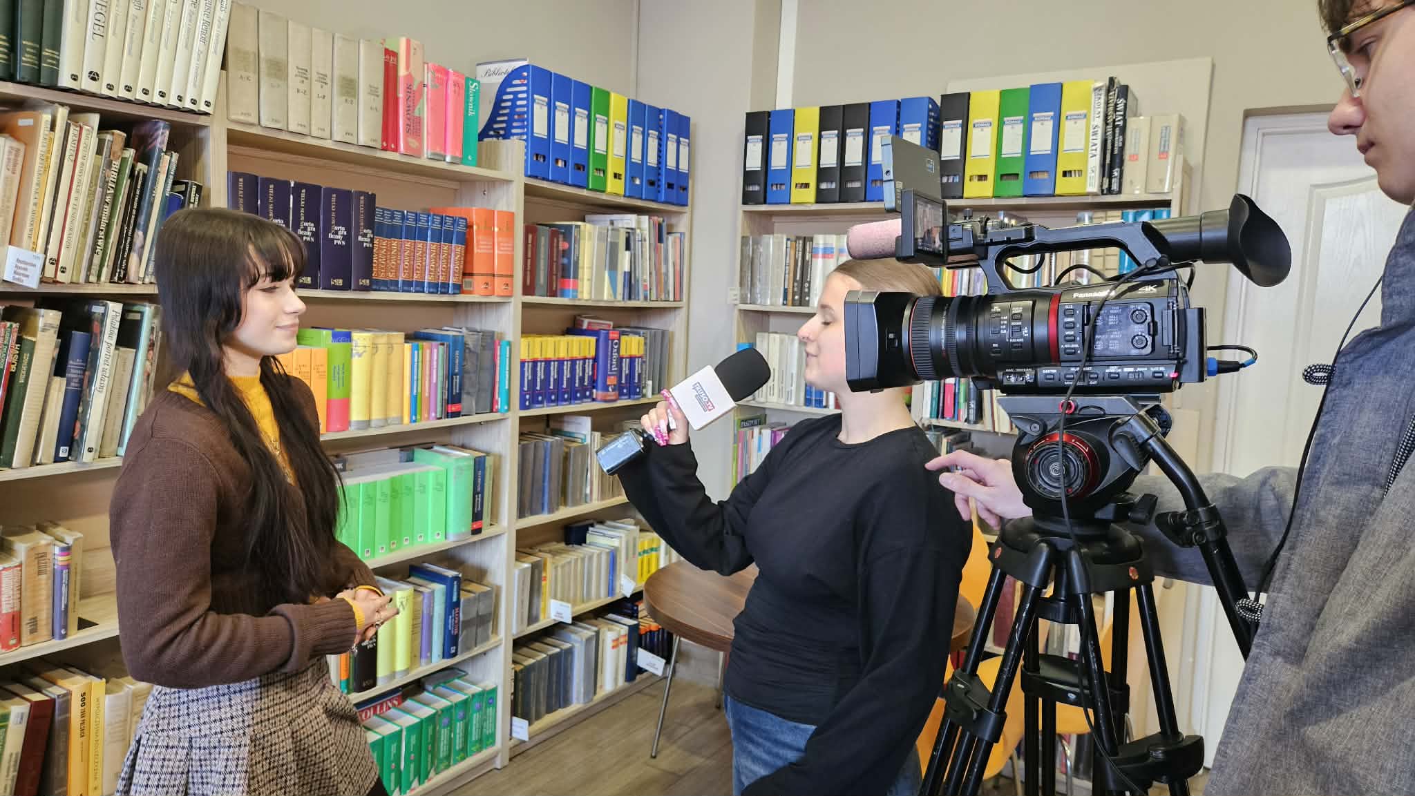 4148eef9-6dca-4f42-9c94-b415bc1a6295