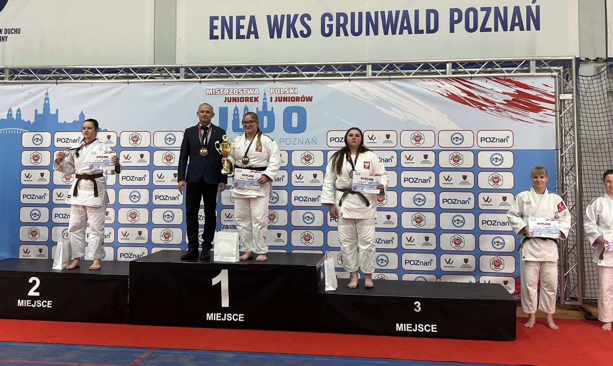 644547686_927839072940141_8349274205974559294_n