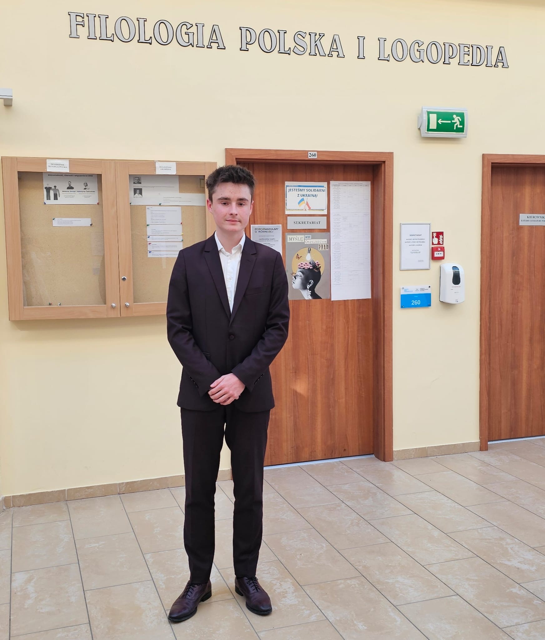 61ee7230-7e50-4441-9509-a312ca32f618